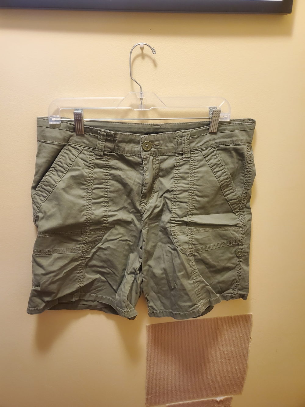Olive Green Cargo Shorts with Utility Pockets